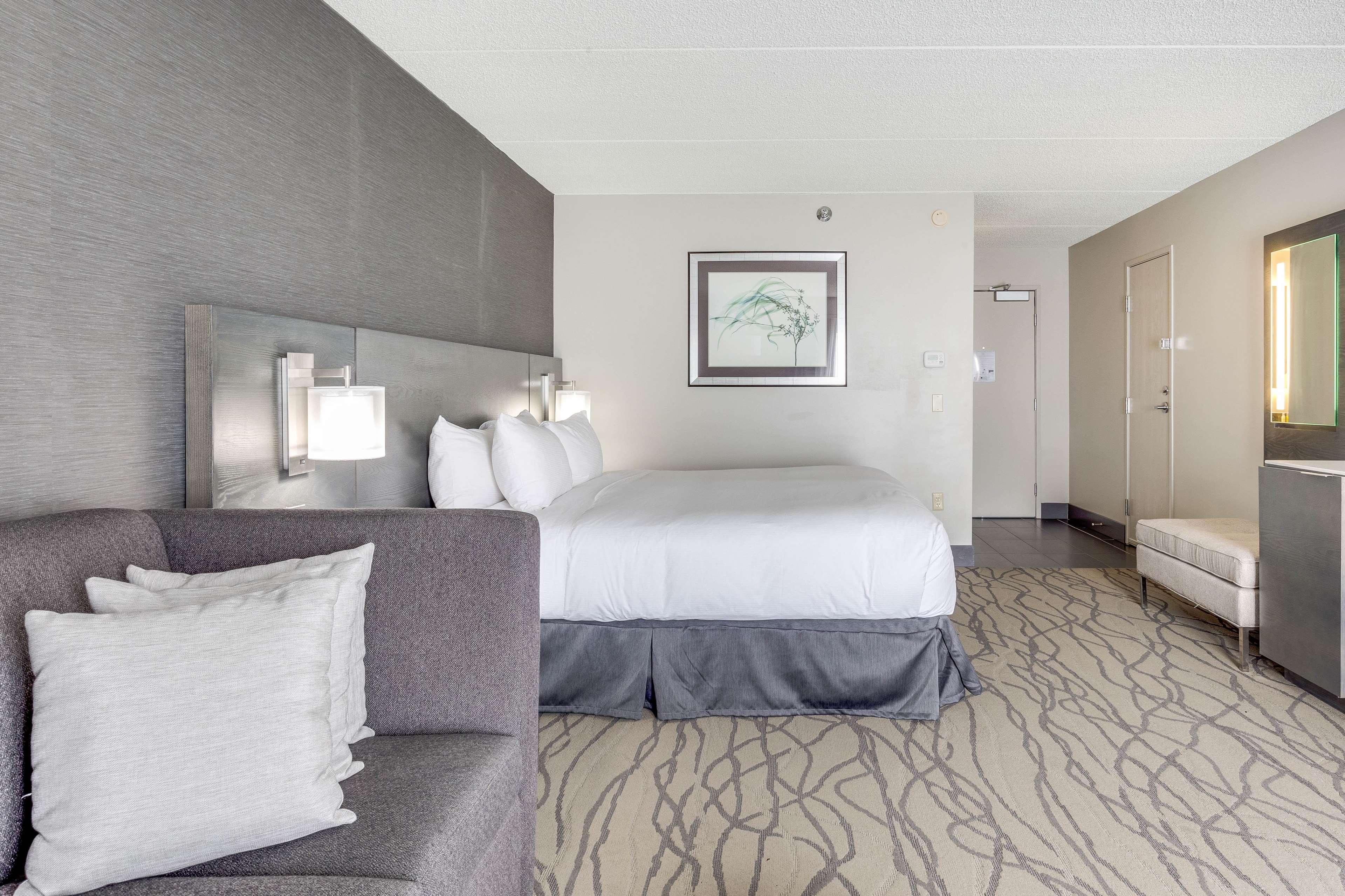 Отель Doubletree By Hilton Racine Harbourwalk Экстерьер фото
