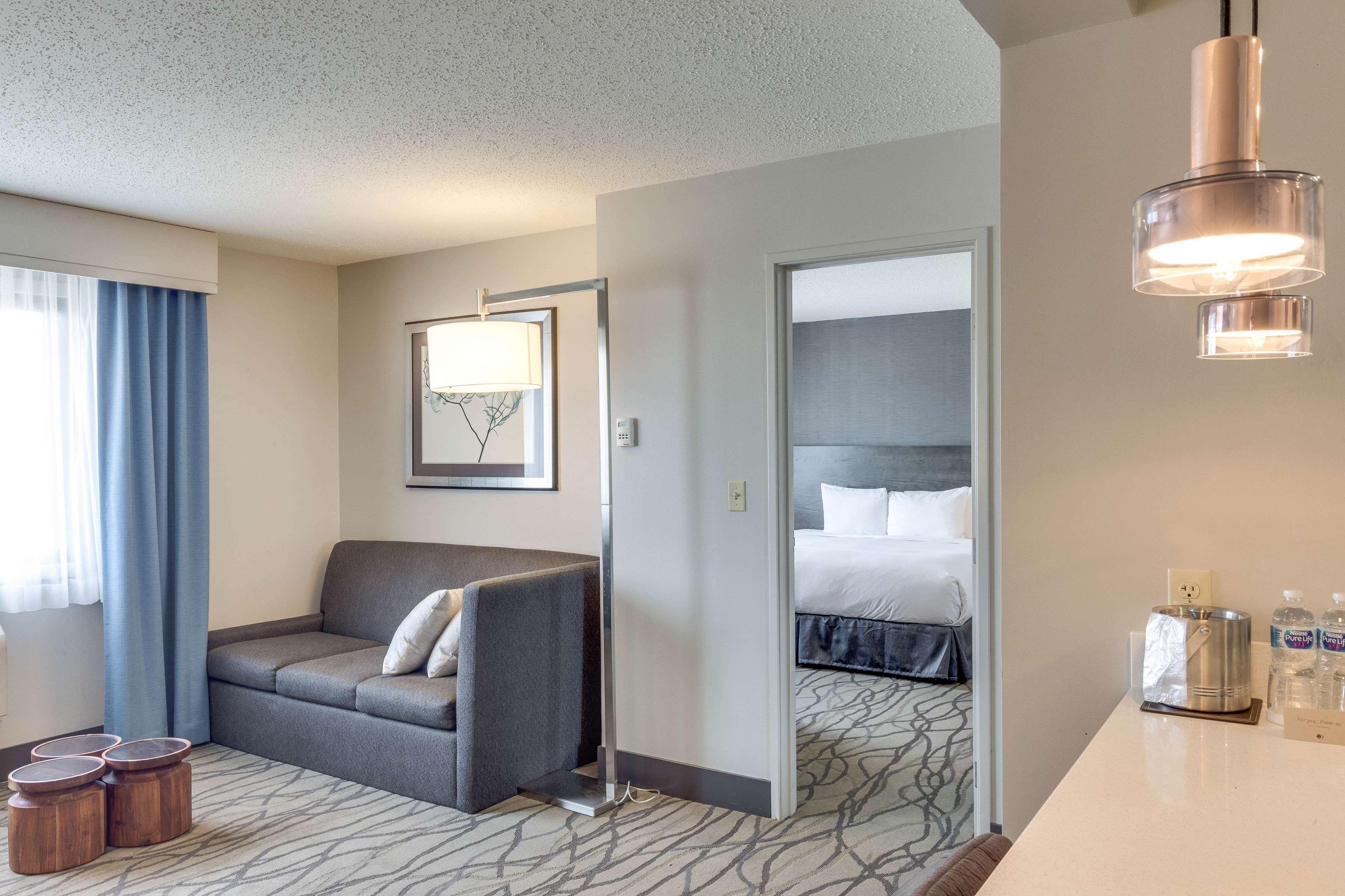 Отель Doubletree By Hilton Racine Harbourwalk Экстерьер фото