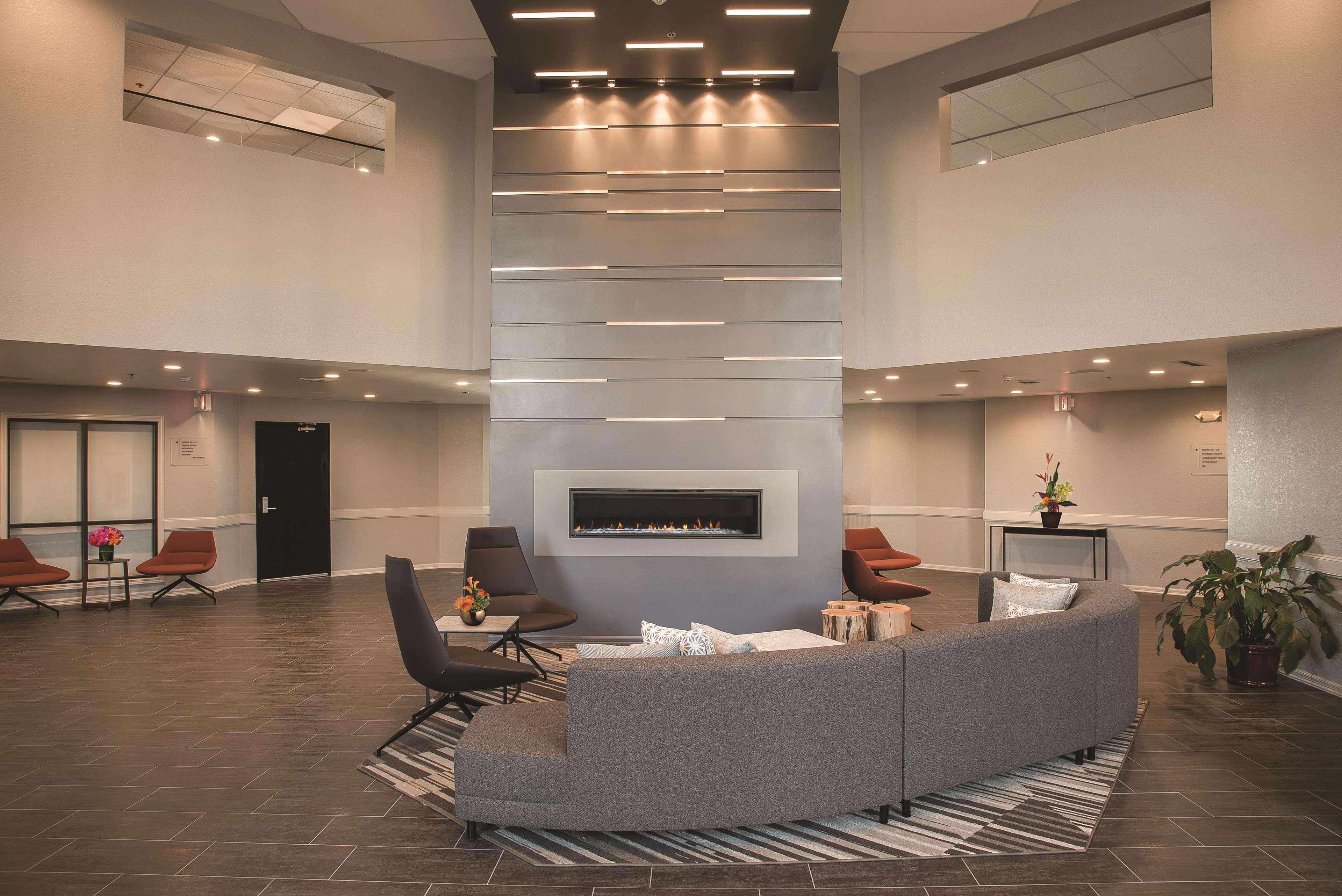 Отель Doubletree By Hilton Racine Harbourwalk Экстерьер фото